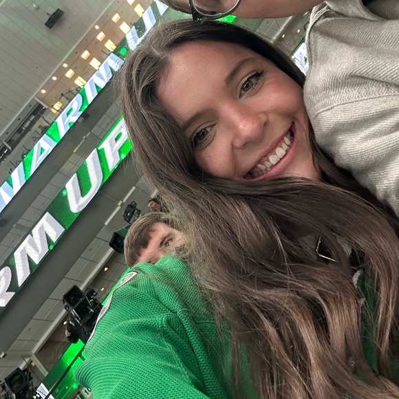 Meet your Posher, Molly - Picture 1 of 1